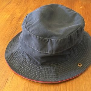 Rei bucket hat